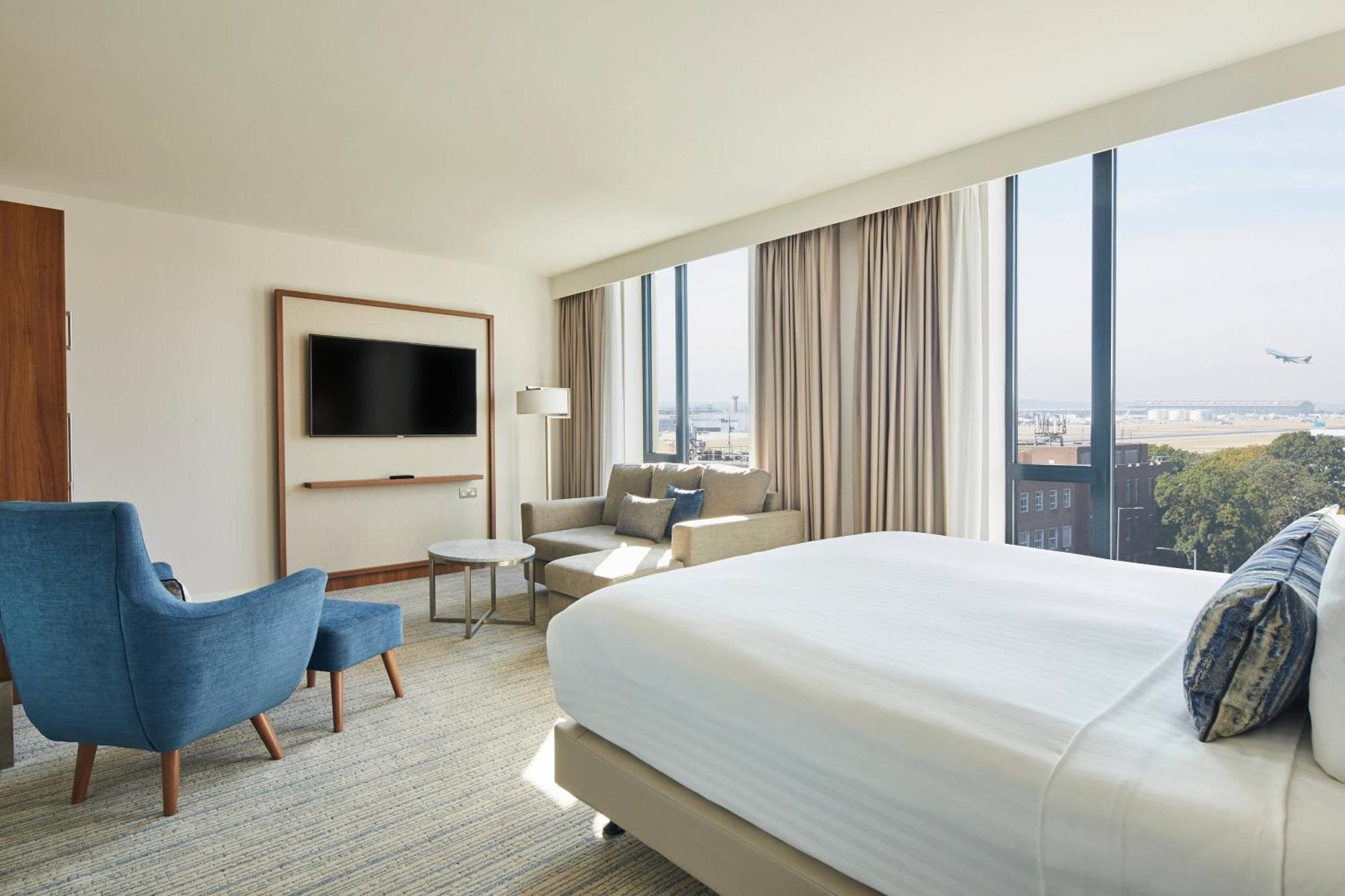 Courtyard By Marriott London Heathrow Airport Hotel Harlington  Kültér fotó